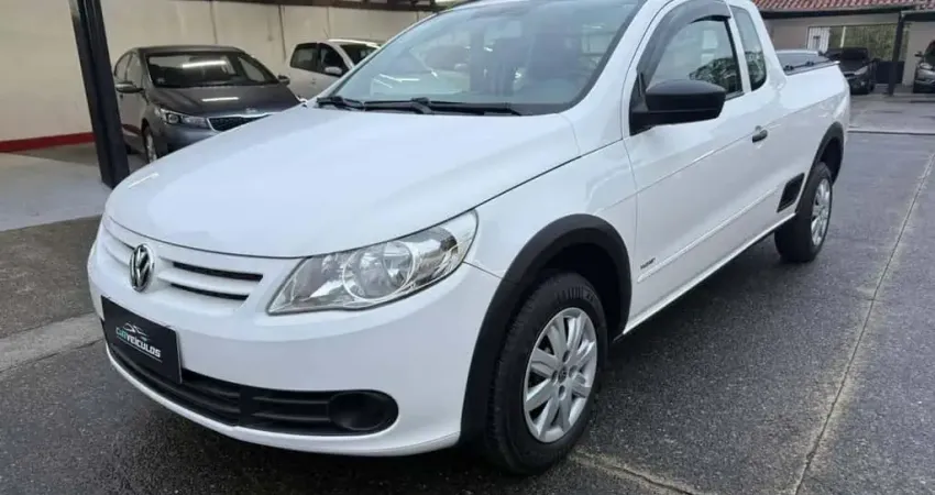 Volkswagen Saveiro W/ 1.6 CE - Branca - 2013/2013