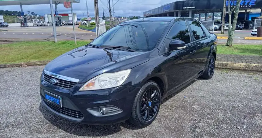 Ford Focus 2.0 SE Plus Flex Aut. - Preta - 2012/2013