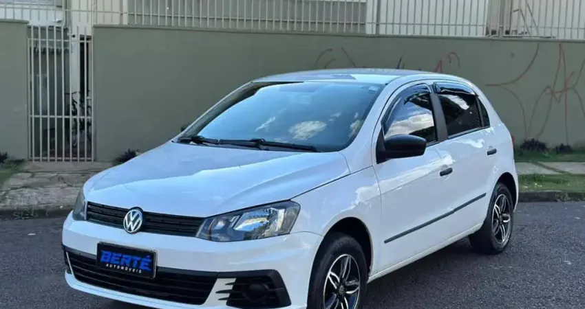 Volkswagen Gol Trendline 1.0 T.Flex - Branca - 2017/2017