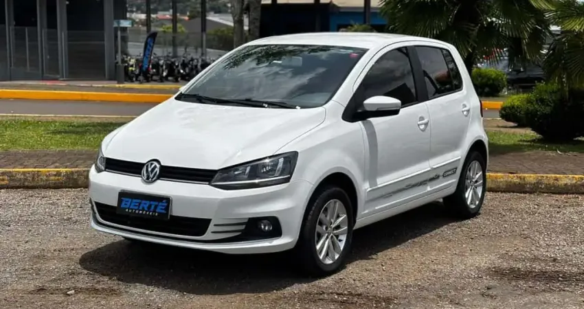 Volkswagen Fox Connect I Motion 1.6 Flex - Branca - 2019/2019