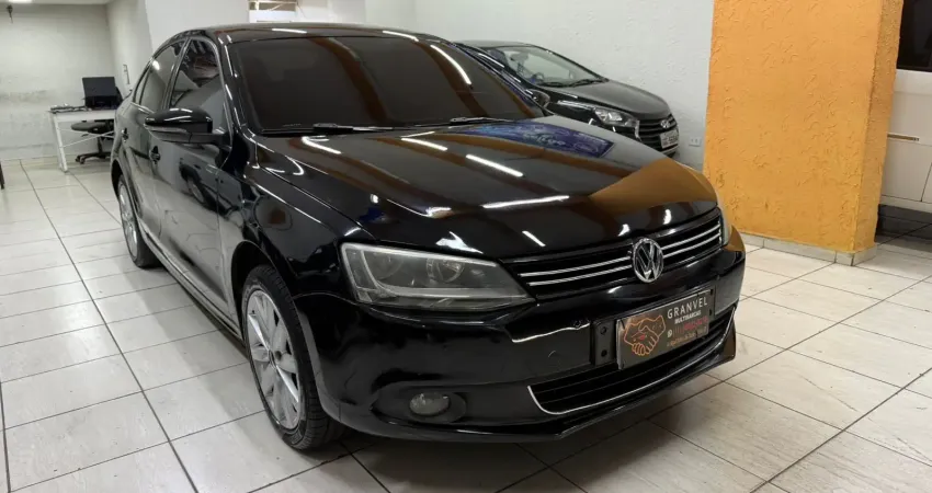 Volkswagen Jetta Confortline 2.0 2012