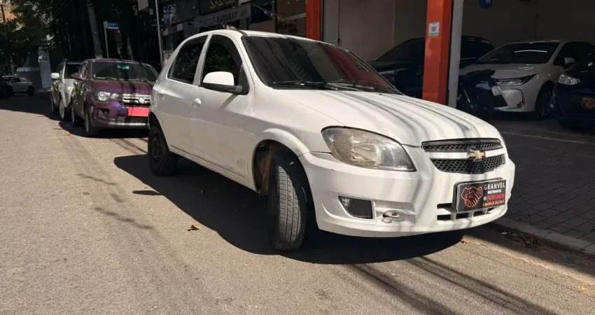 Chevrolet Celta 1.0 LT MPFI Flex 4P.....................