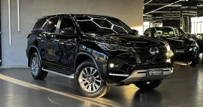 Toyota Hilux sw4 2024 2.8 d-4d turbo diesel srx 4x4 automático