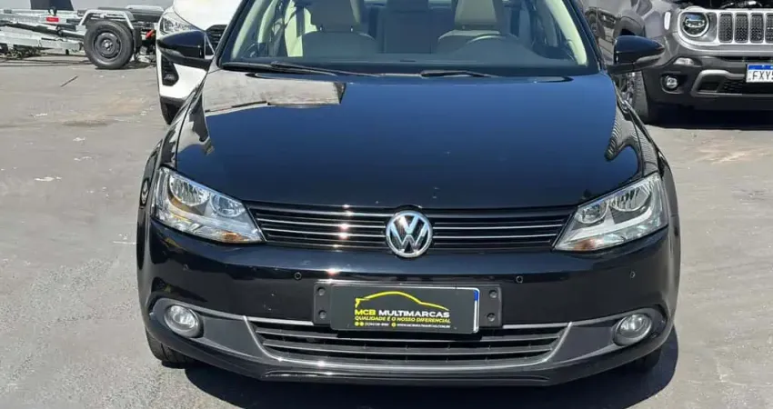 Volkswagen Jetta Gasolina Automático