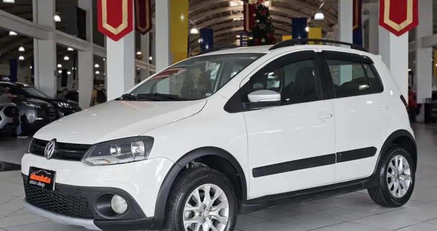VOLKSWAGEN CROSSFOX 1.6 MI 8V FLEX 4P MANUAL 2014
