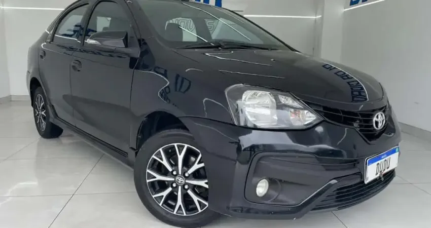 Toyota Etios 2019 1.5 platinum sedan 16v flex 4p automático