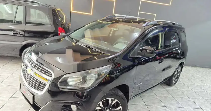 Chevrolet Spin 1.8 LT FLEX MANUAL - Preta - 2017/2018