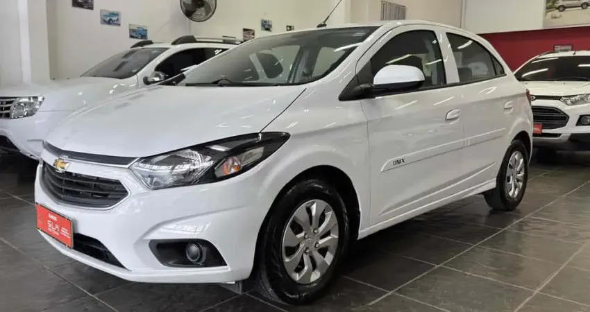 Chevrolet Onix 2018 1.0 mpfi lt 8v flex 4p manual