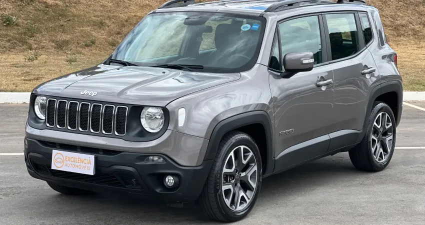 	Renegade Longitude 2019 – 99 mil km, bancos em couro e rodas aro 18