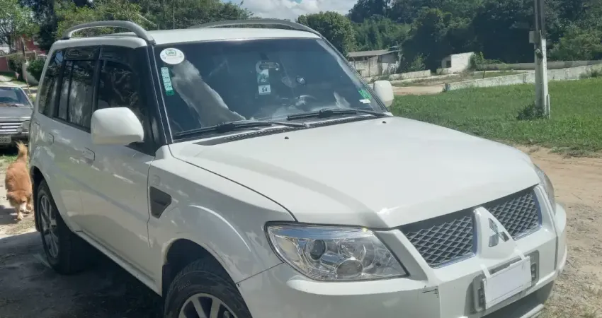 Pajero TR4 4x2 - Automático - Segunda Dona - Bem conservado!!