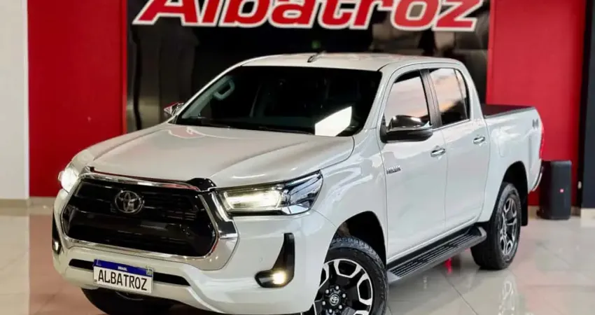 TOYOTA HILUX CD SRX 4x4 2.8 TDI 16V Diesel Aut.