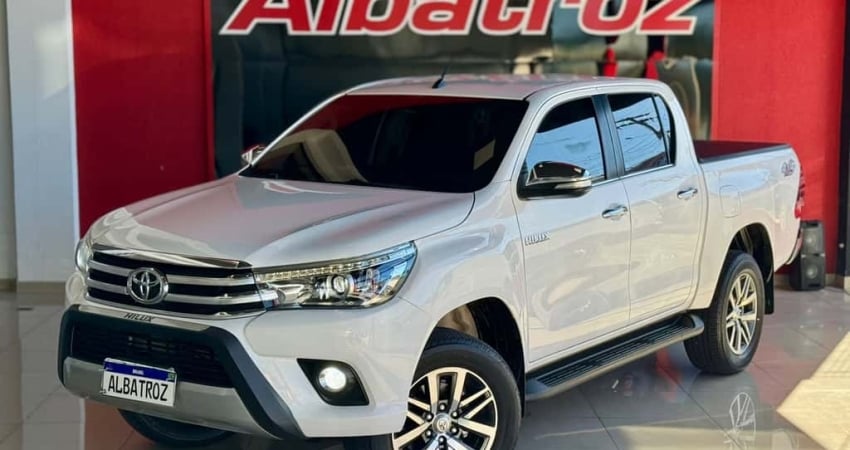TOYOTA HILUX CD SRX 4x4 2.8 TDI 16V Diesel Aut.