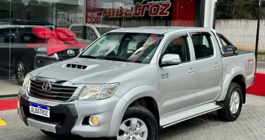Toyota Hilux 2013 3.0 srv 4x4 cd 16v turbo intercooler diesel 4p automático