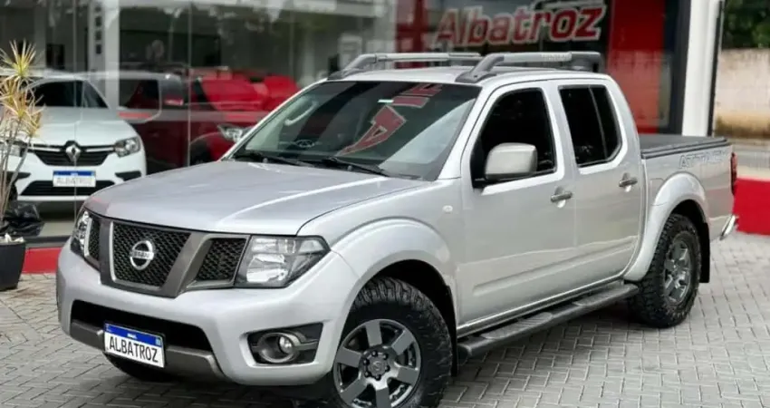 Nissan Frontier 2014 2.5 sv attack 4x4 cd turbo eletronic diesel 4p manual