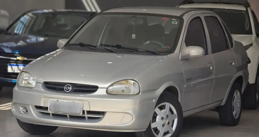 Chevrolet - Classic Spirit 1.0 Mec. 2005 - Com ar condicionado 