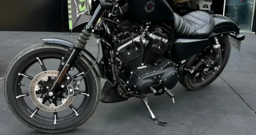 MOTO HARLEY DAVIDSON XL 883N COMPLETA 2019 ESTILO DARK CUSTOM           