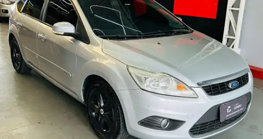  FORD FOCUS  2.0 AUTOMÁTICO 