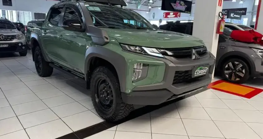 PERICIADO E COM GARANTIA , 2025 MITSUBISHI L200 TRITON SAVANA 2.4 4x4 DIE. AUT.