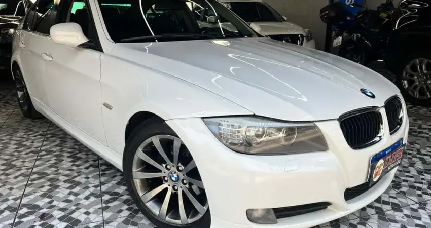 BMW 320I 2.0 2010