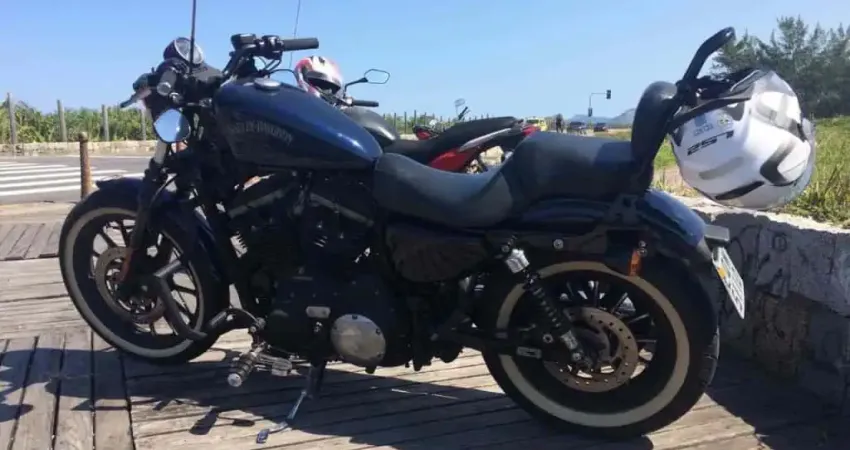 Harley-davidson Xl 883 r 2012