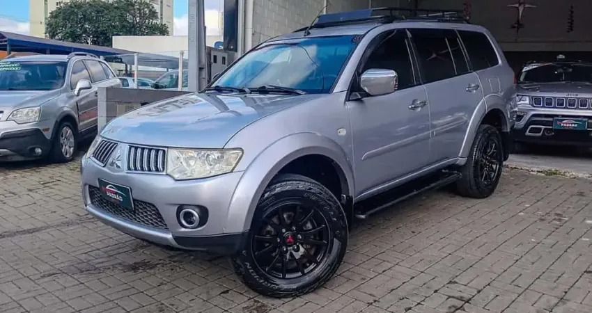 Mitsubishi Pajero dakar 2010 3.2 hpe 4x4 7 lugares 16v turbo intercooler diesel 4p automático