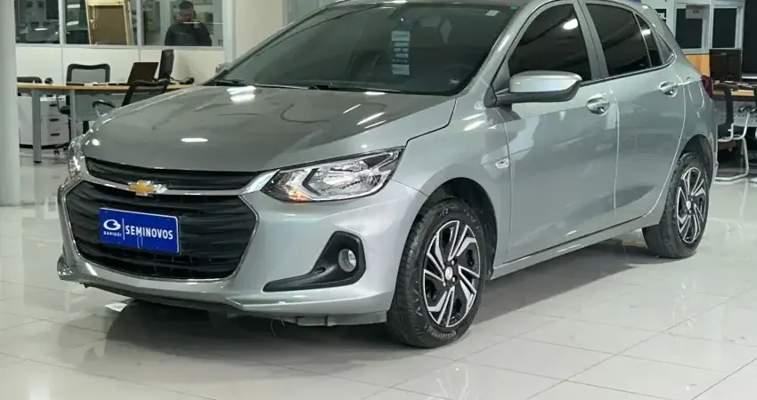 Chevrolet Onix Hatch 1.0 12V Flex Manual, o compacto que é campeão em economia, tecnologia e confort