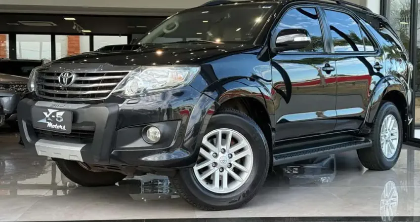 Toyota Hilux sw4 2014 3.0 srv 4x4 7 lugares 16v turbo intercooler diesel 4p automático