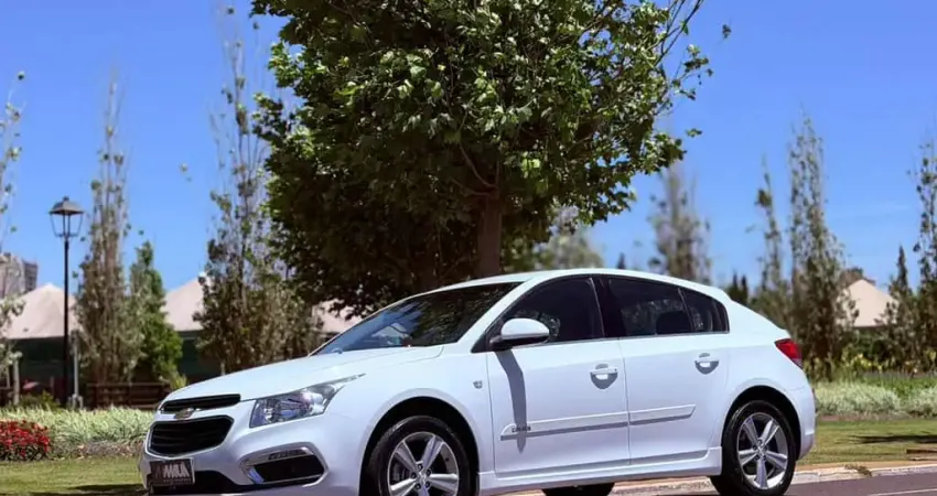 CHEVROLET CRUZE LT HB 2015