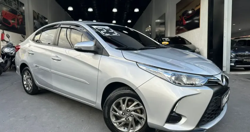 Toyota Yaris XS Sedan 1.5 2023