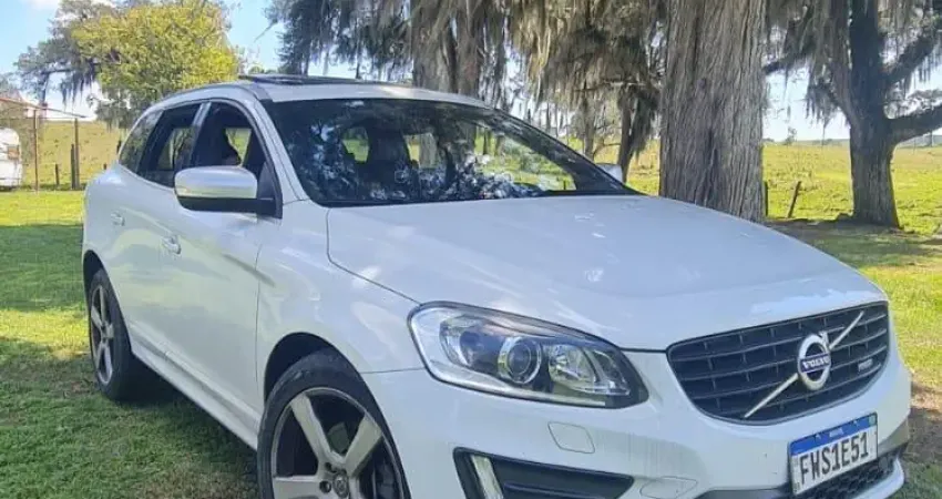 Xc60 T5 R-Design 2015/2015 a mais completa da categoria  + opcionais 