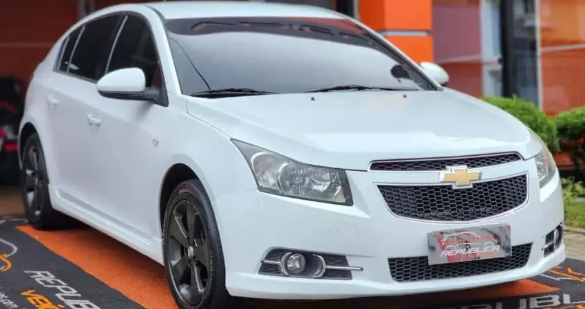 CHEVROLET CRUZE LT HB 2013