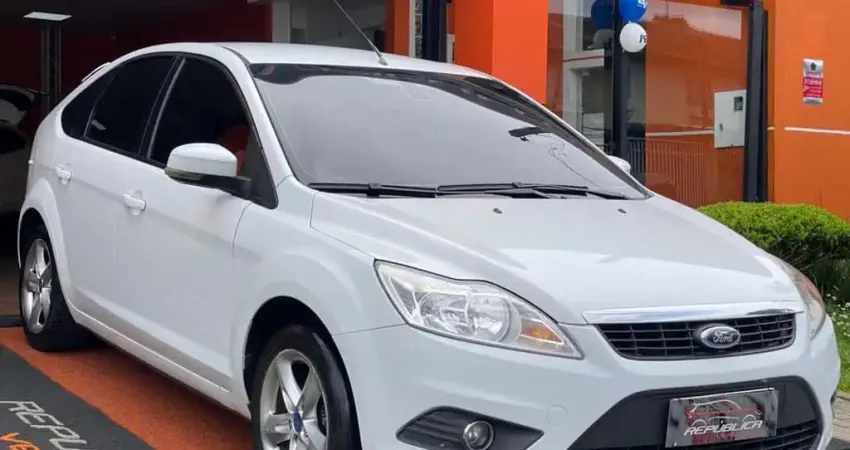 FORD FOCUS 2L HC FLEX 2012