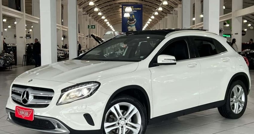 MERCEDES-BENZ GLA 200 1.6 CGI ENDURO 16V TURBO FLEX 4P AUTOMÁTICO