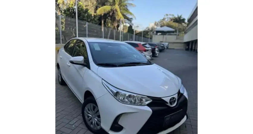 Toyota Yaris 2023 1.5 16v flex sedan xl live multidrive