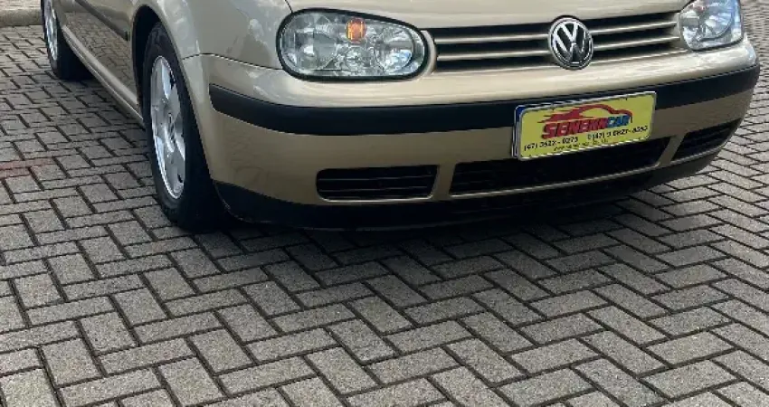 Golf bem original motor Mi quilometragem original sem detalhes este carro