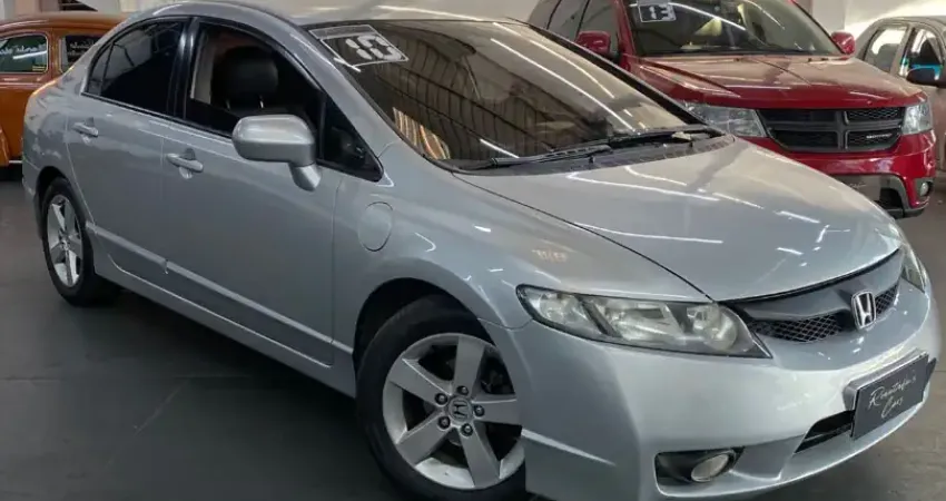 Honda Civic 1.8 Lxs Flex Aut. 4p