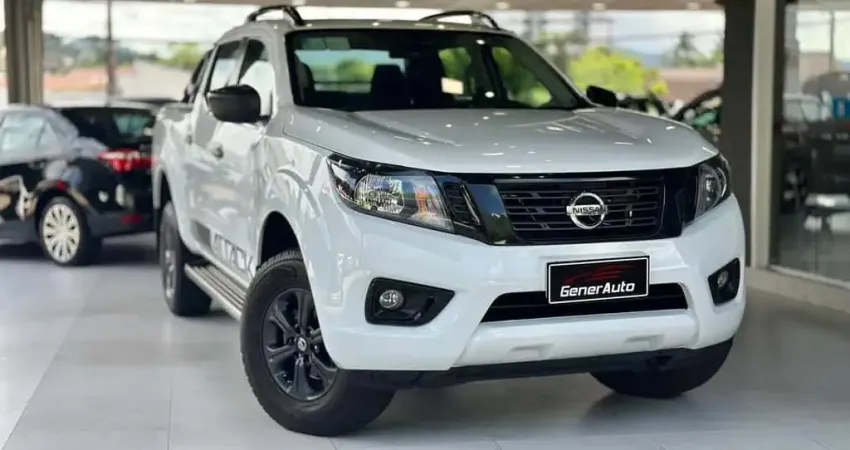Nissan Frontier ATTAC.CD 4x4 2.3 Bi-TB Die. Aut  - Branca - 2021/2021