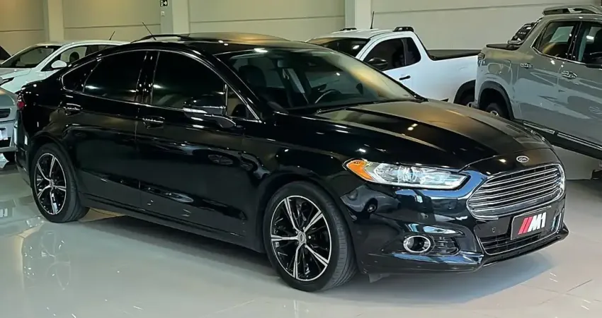  Ford Fusion Titanium 2.0 EcoBoost AWD 2015 — Luxo e Desempenho Imbatíveis!