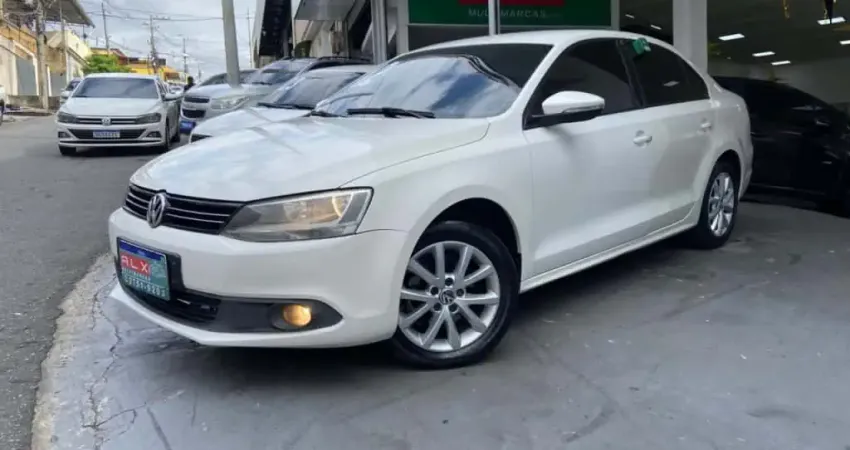Volkswagen Jetta 2012 2.0 comfortline 120cv flex 4p tiptronic