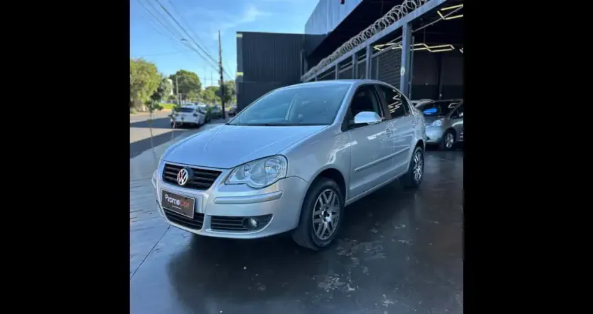 VOLKSWAGEN POLO Sedan 1.6 Mi Total Flex 8V 4p