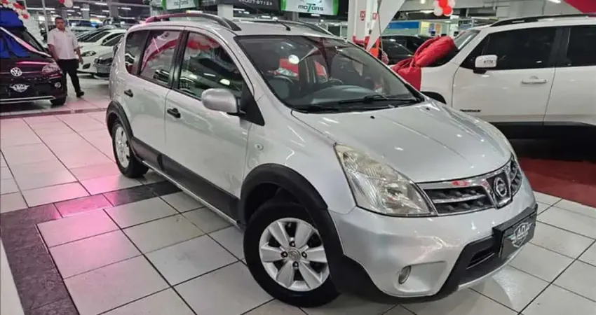 NISSAN LIVINA 1.8 SL X-gear 16V - 2011/2012