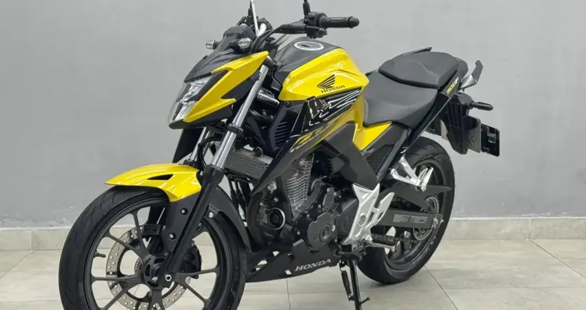 CB300F Twister ABS 2024 – Potência, Estilo e Tecnologia / Zerada