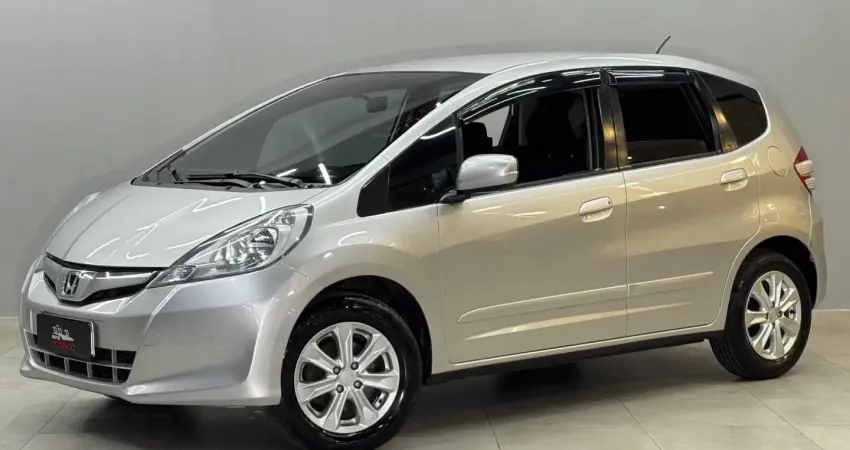 HONDA FIT LX 1.4 FLEX – ESPAÇOSO, ECONÔMICO E COMPLETO, ESPAÇOSO.