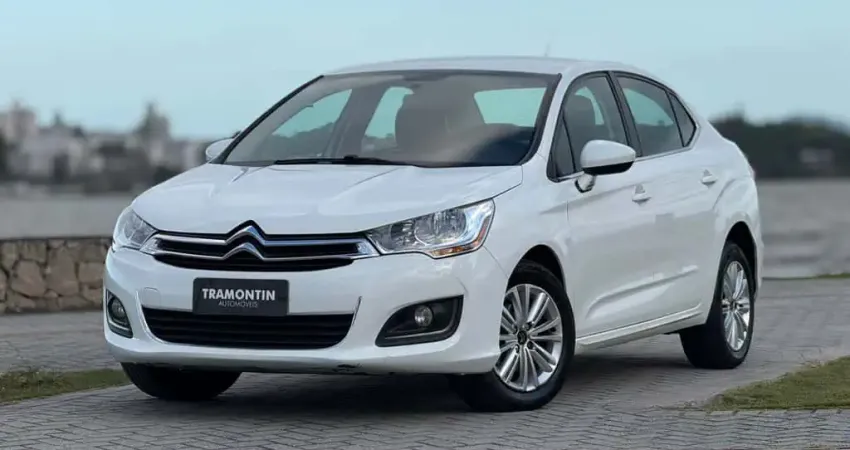 Citroën C4 LOUNGE Origine 2.0 Flex 4p Aut.