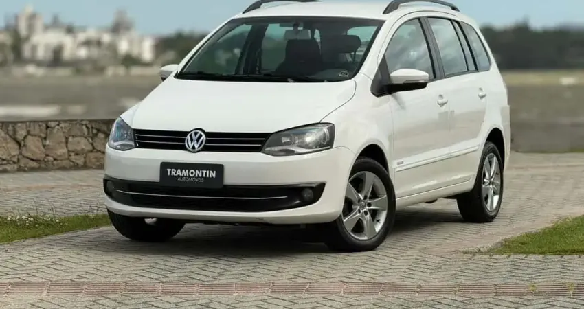 Volkswagen SPACEFOX SPACEFOX 1.6 TREND TOTAL FLEX 8V