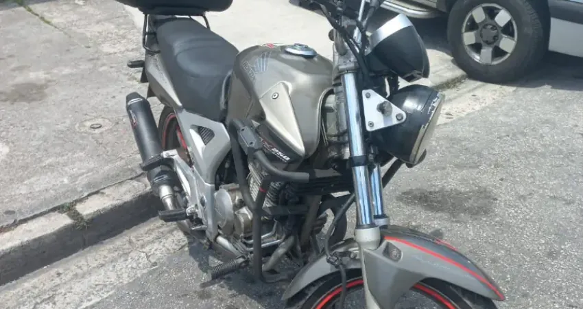 CBX Twister 250 ano 2008