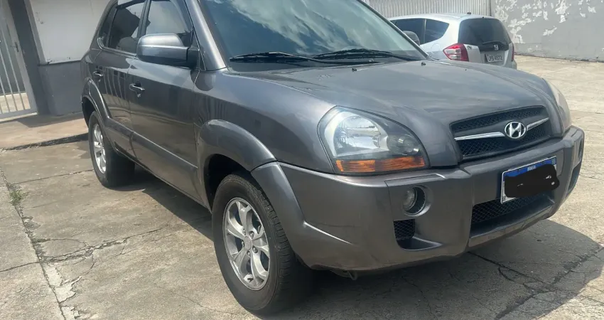 Tucson GLSB 2015 com baixo KM Único dono completa 