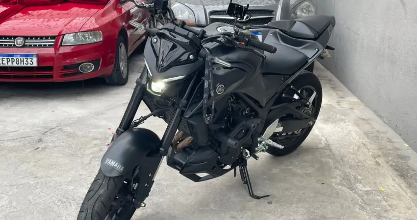 MT03  - único dono com apenas 9.000 KM 