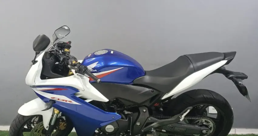 Honda - Cbr 600F - Ano 2013.