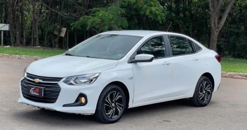 CHEVROLET ONIX PLUS 10MT LT2 2024